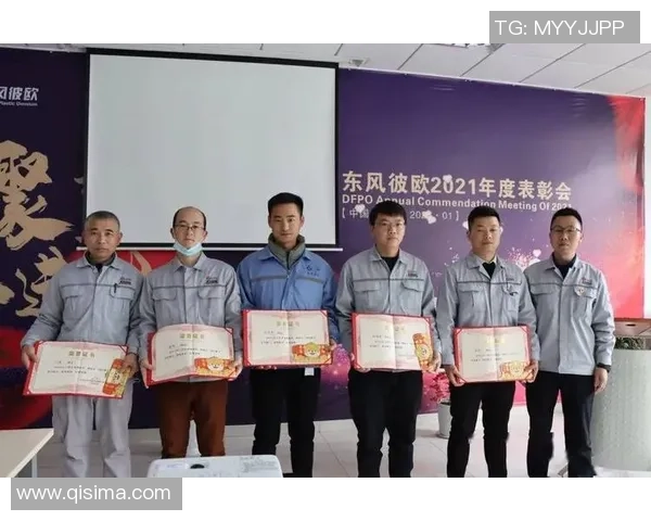 广州羽毛球队勇攀高峰的辉煌历程与冠军赛背后的故事 广州羽毛球队勇攀高峰的辉煌历程与冠军赛背后的故事