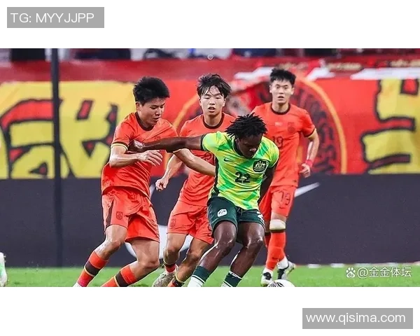 足球明星绯闻曝光引发热议球迷热衷讨论背后真相与影响